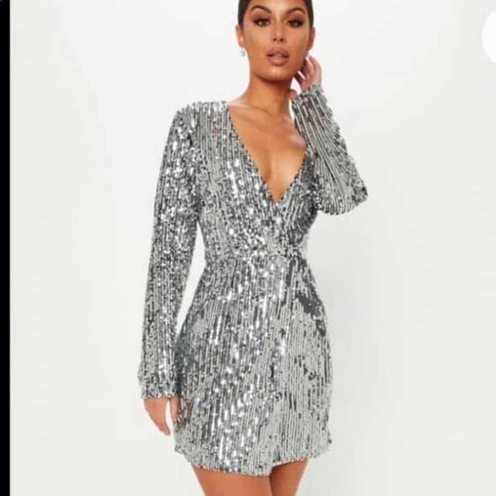 Sliver sequence long sleeve dress
